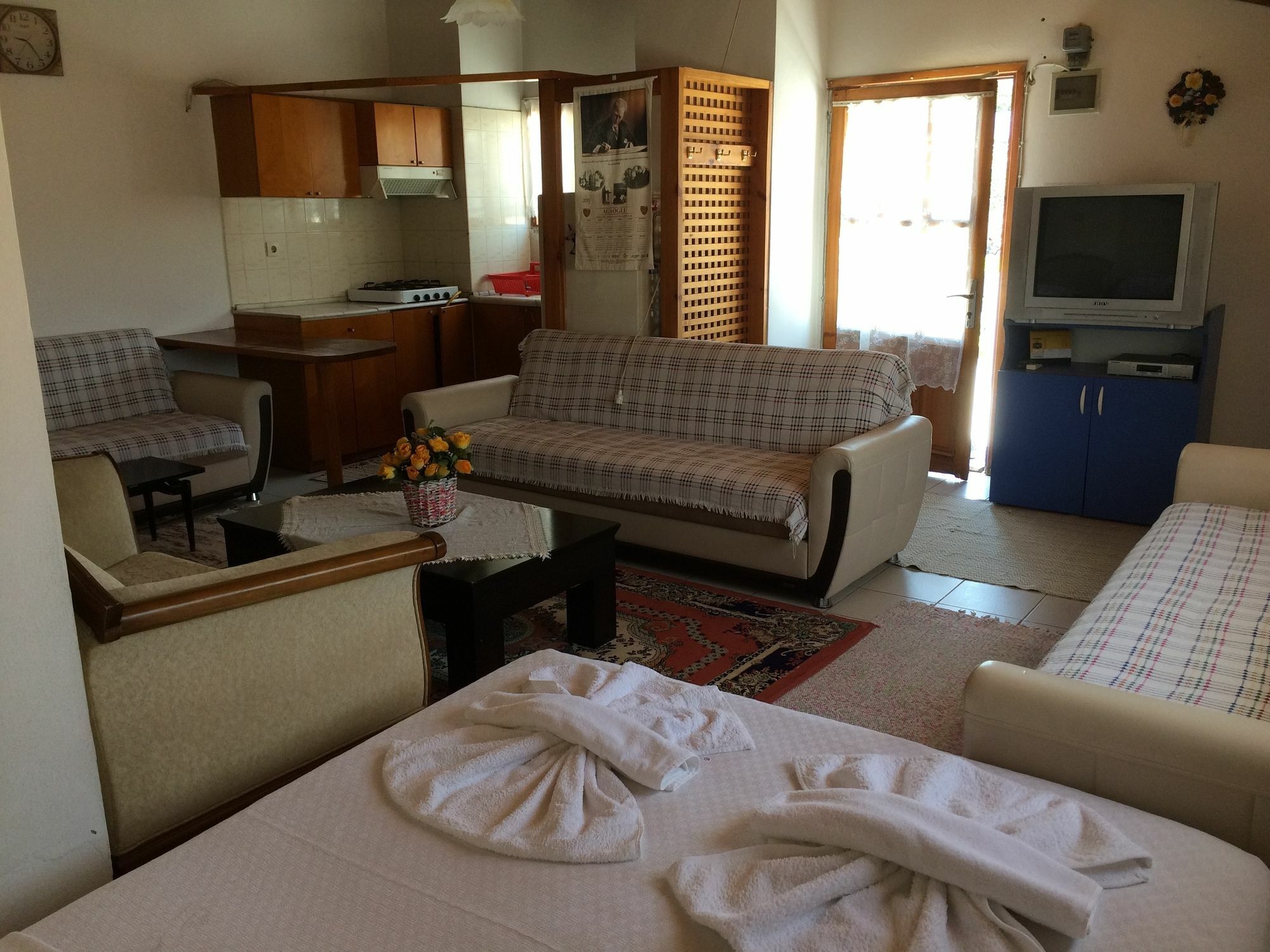 Parmis Rooms Чесме Екстериор снимка