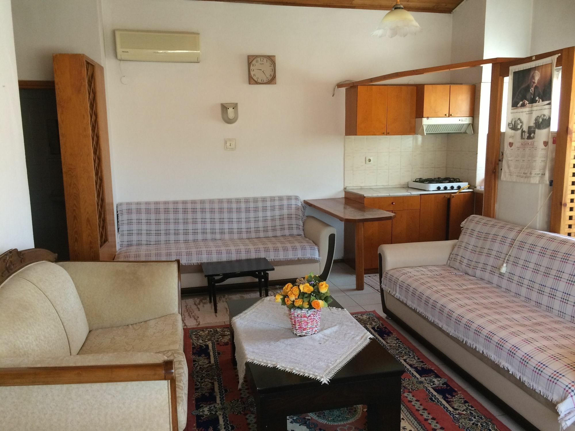 Parmis Rooms Чесме Екстериор снимка